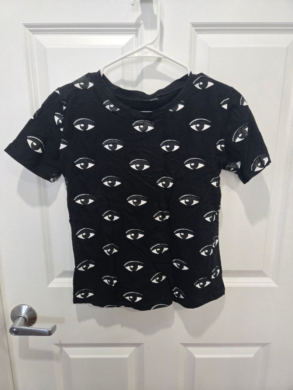 Yin Xiang Fu Shi Black & White Eyes Short Sleeve Shirt Top M Medium